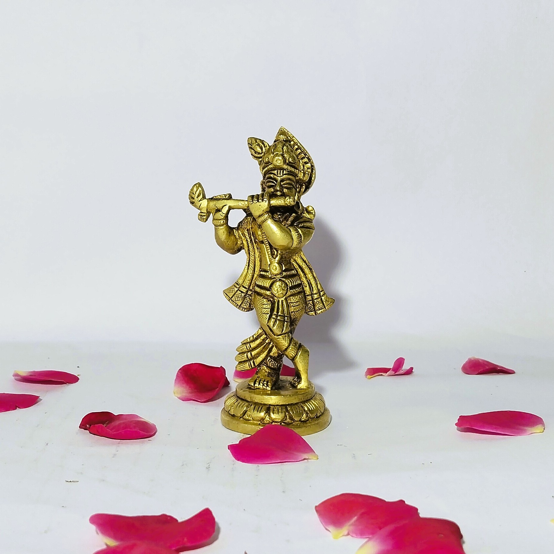 Classic Brass Lord Krishna Idol – 4.3 Inch